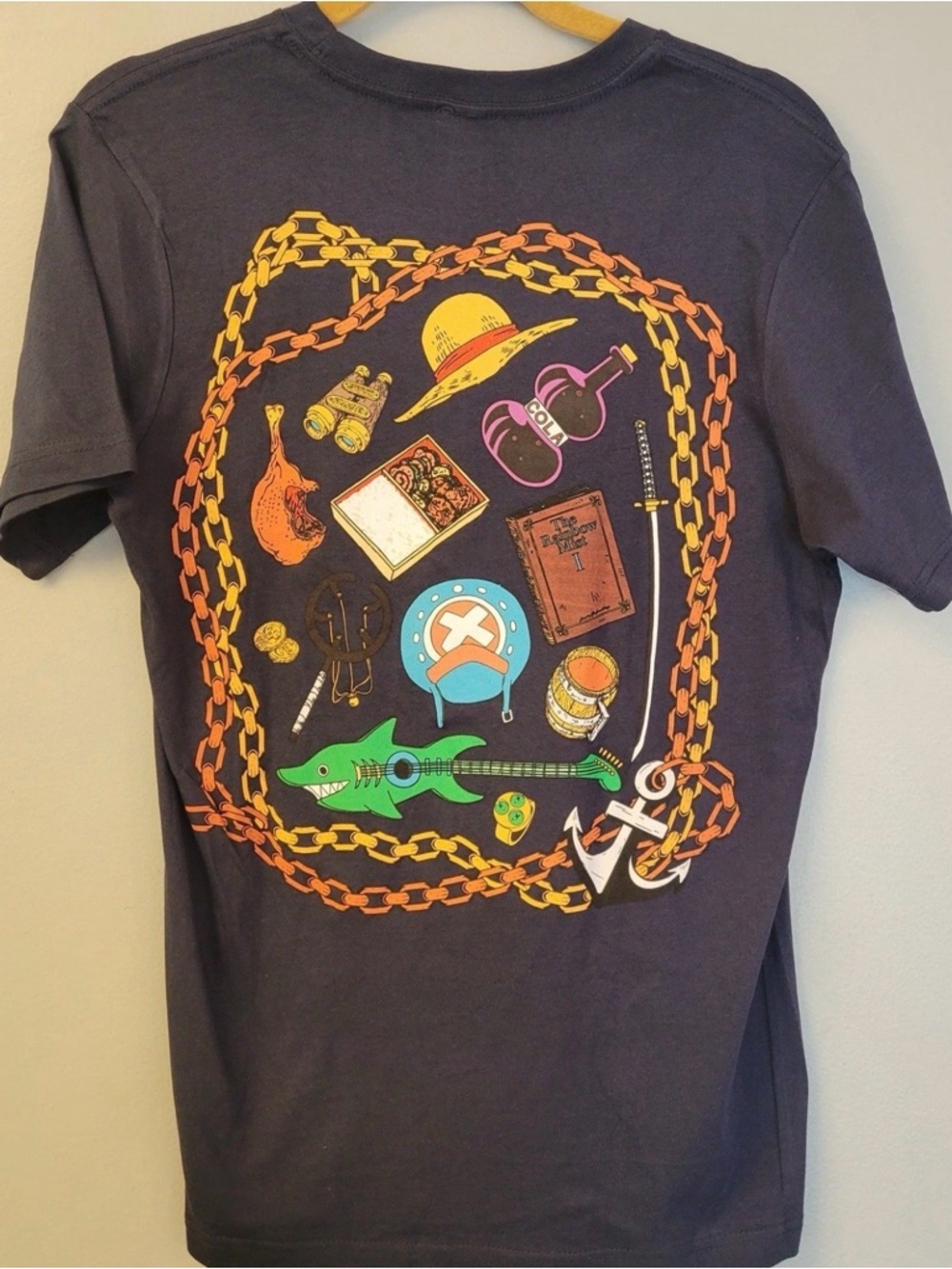 BoxLunch One Piece Anime T-shirt Medium Navy Straw Hat Club Pirate Short Sleeve